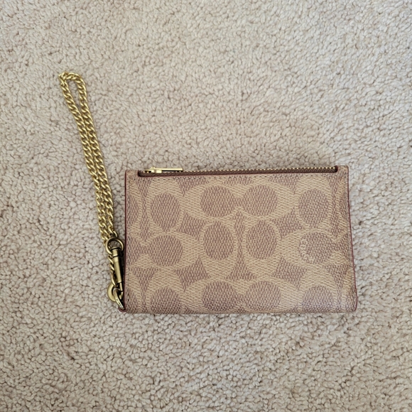 Coach Bifold Signature Canvas wristlet - Picture 4 of 4